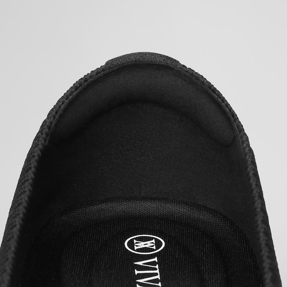 VIVAIA NWOT pointed toe Aria 5 flats size EU 38.5 US 7.5 black - Picture 4 of 10